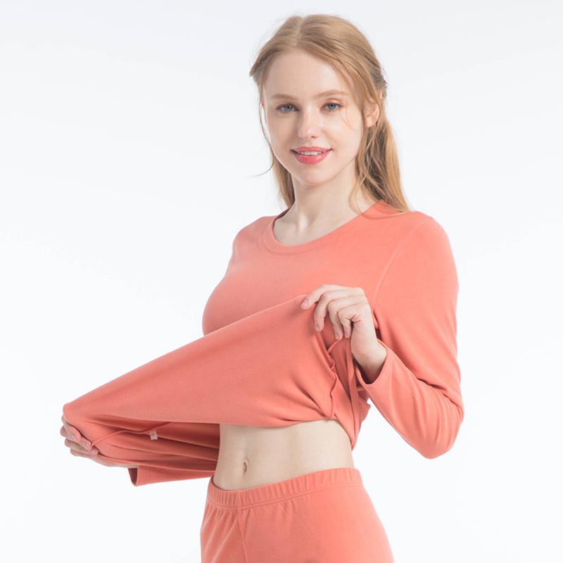 Juego térmico de cuello redondo cepillado de polar alemán para mujer